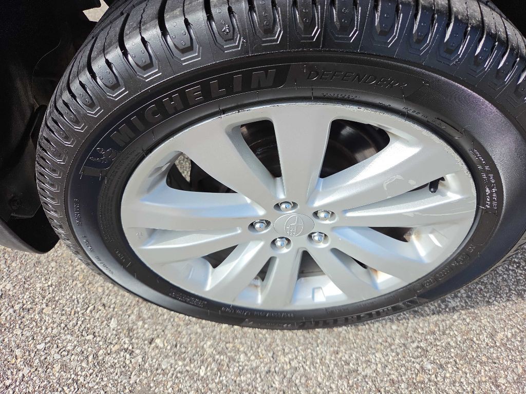 2013 Subaru Forester Image 30