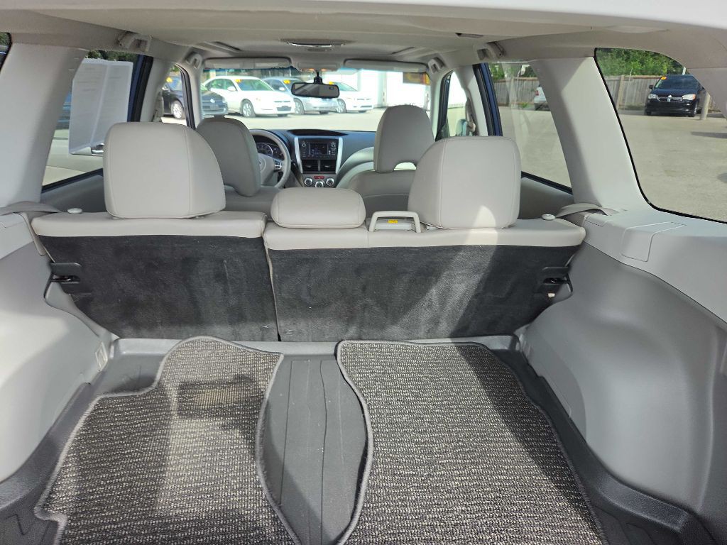 2013 Subaru Forester Image 32