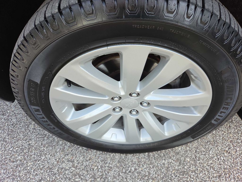 2013 Subaru Forester Image 36