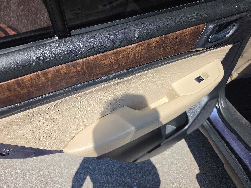 2017 Subaru Outback Image 24