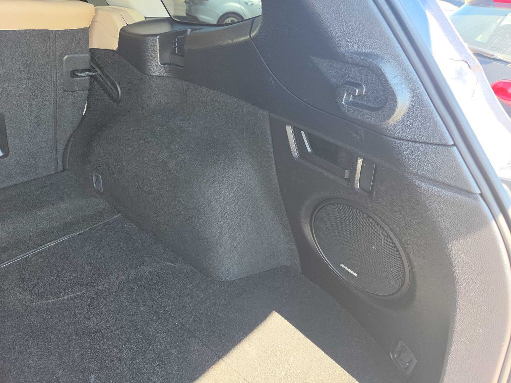 2017 Subaru Outback Image 28