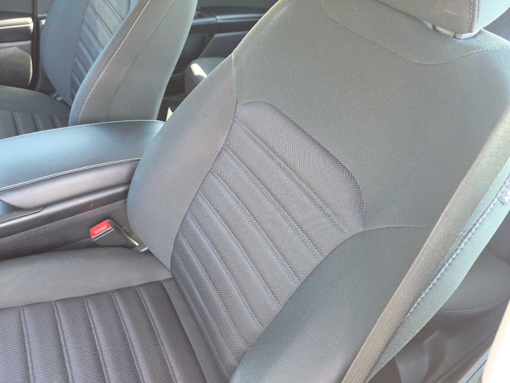 2018 Ford Fusion Image 12