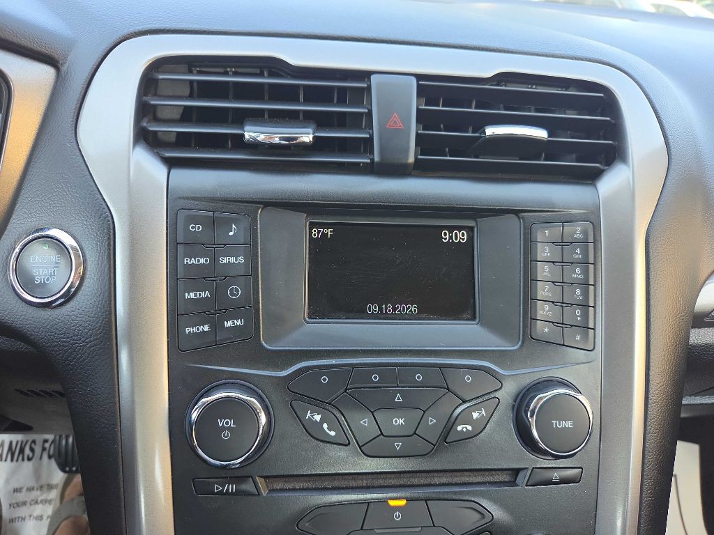 2018 Ford Fusion Image 17