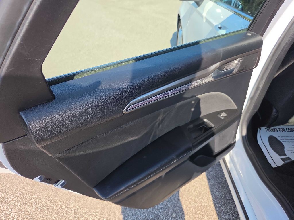 2018 Ford Fusion Image 25