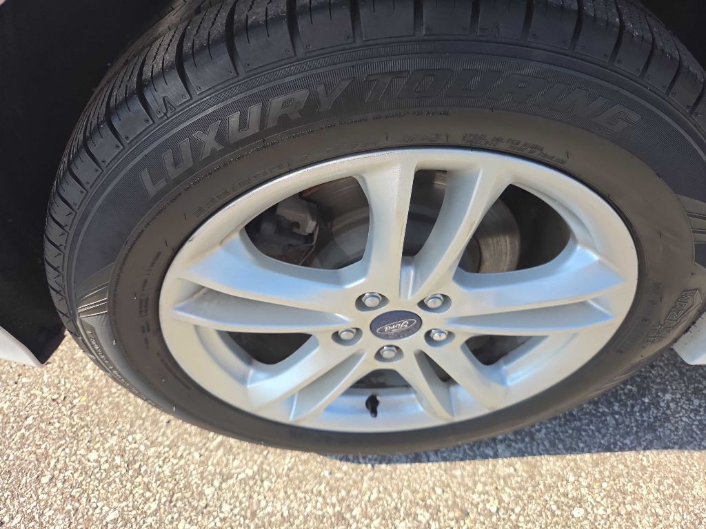 2018 Ford Fusion Image 27