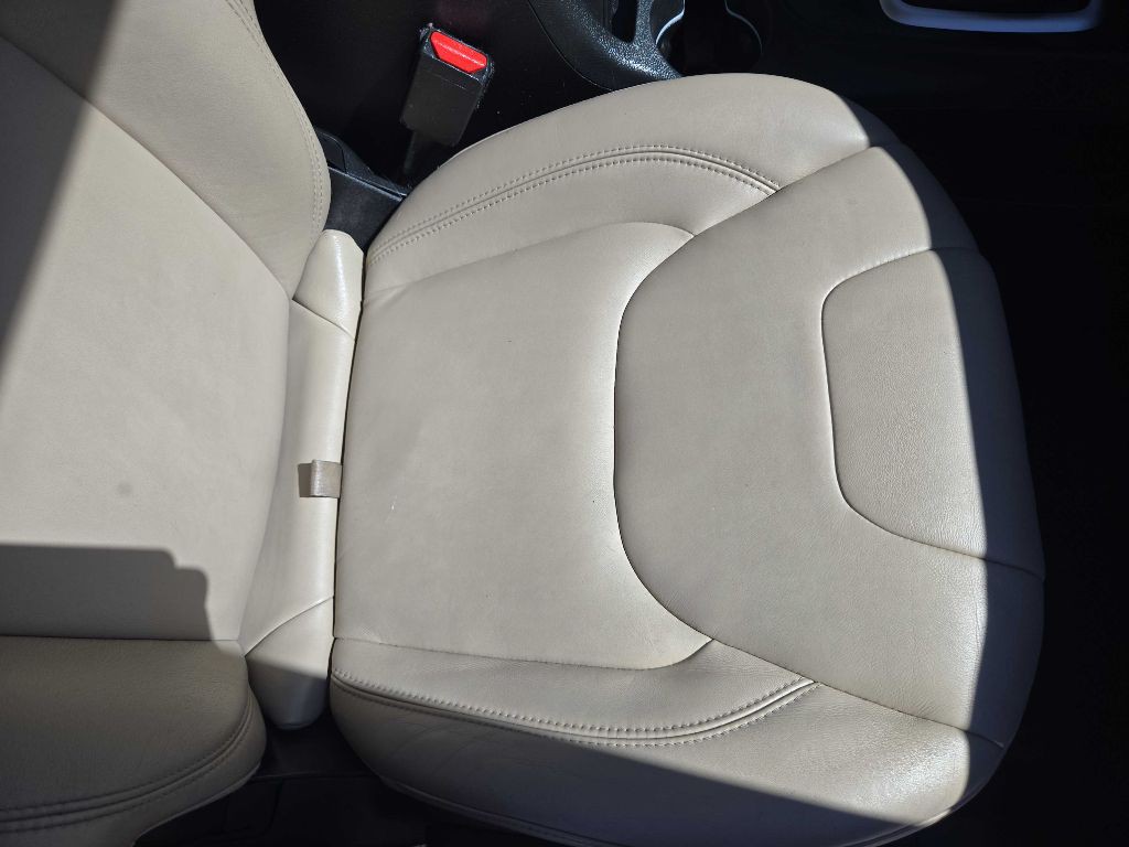 2015 Jeep Cherokee Image 22