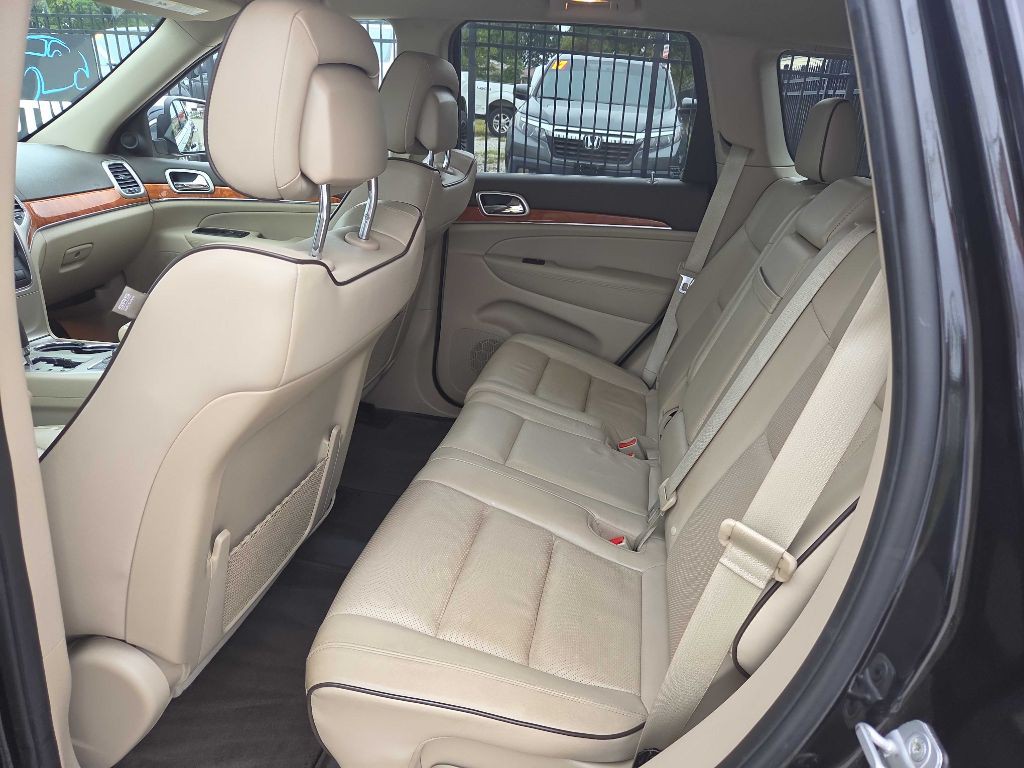 2013 Jeep Grand Cherokee Image 28