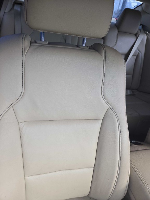 2017 Ford Taurus Image 24