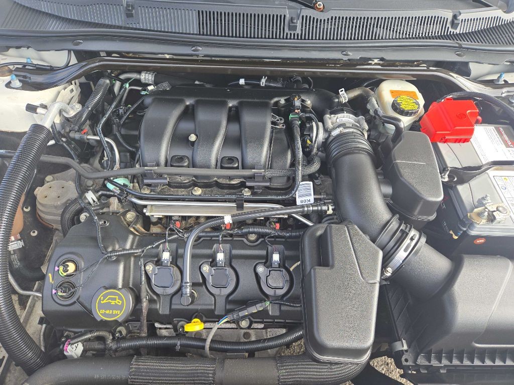 2017 Ford Taurus Image 28