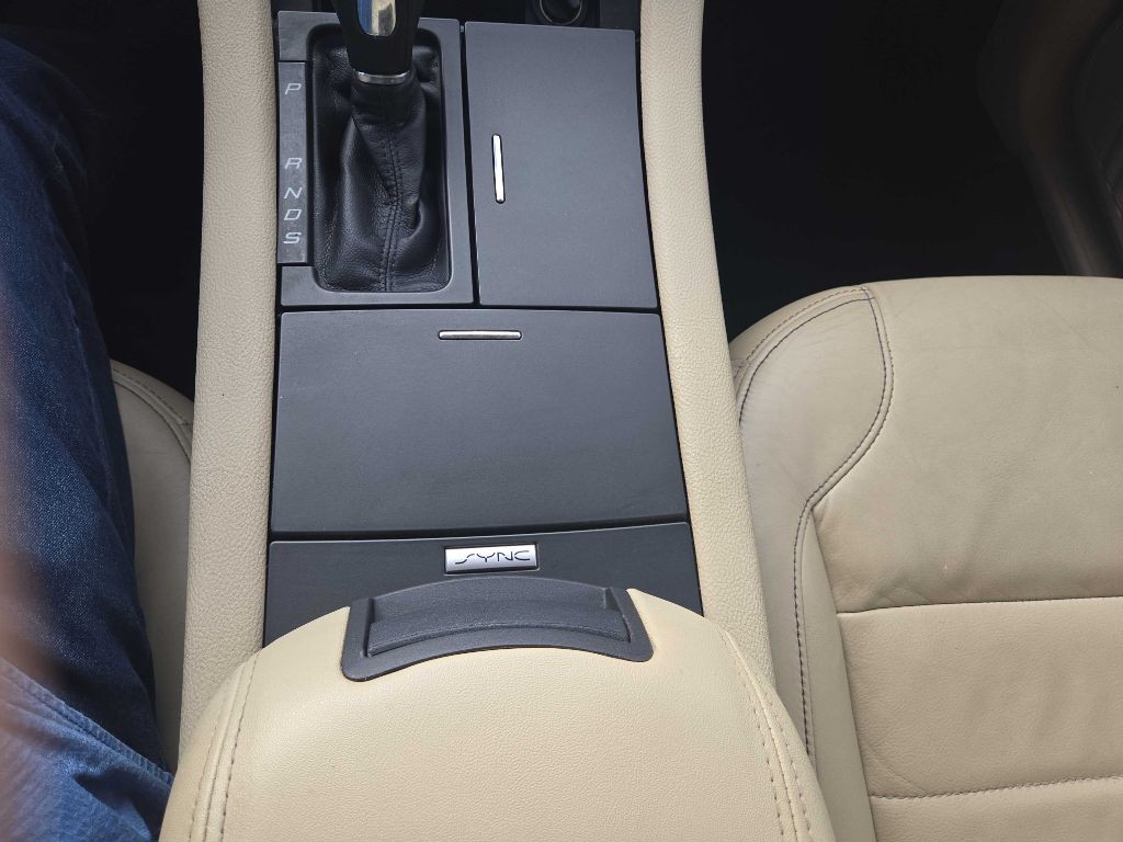 2017 Ford Taurus Image 29
