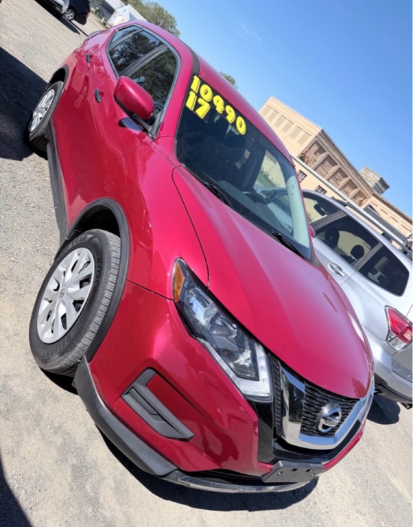 2017 Nissan Rogue Image 2