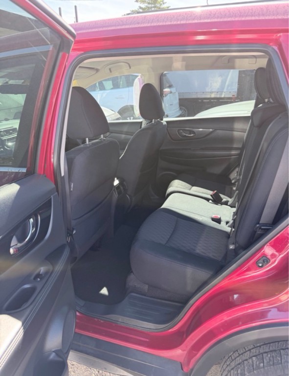 2017 Nissan Rogue Image 6