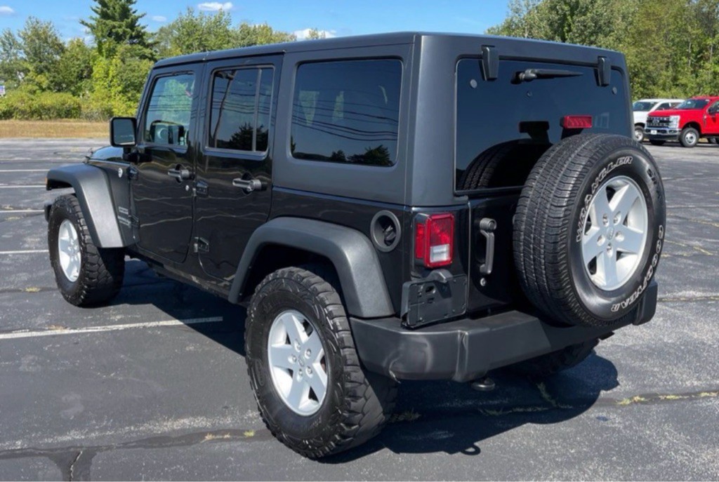 2017 Jeep Wrangler Unlimited Image 5
