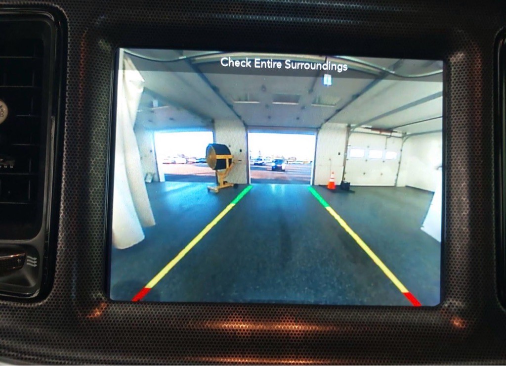 2017 Dodge Challenger Image 5