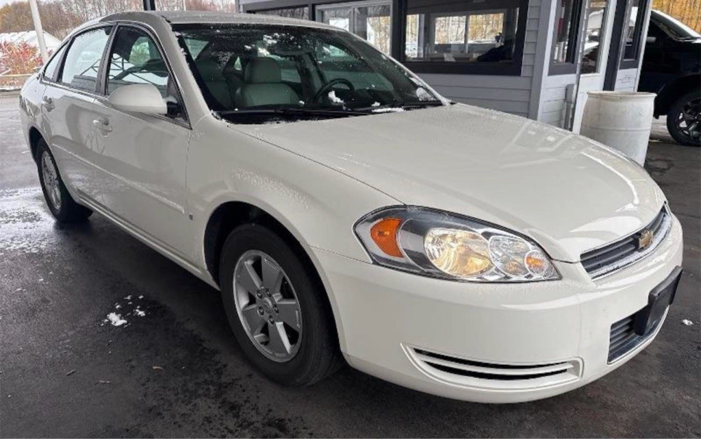 2008 Chevrolet Impala Image 2