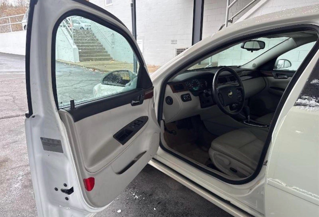 2008 Chevrolet Impala Image 7