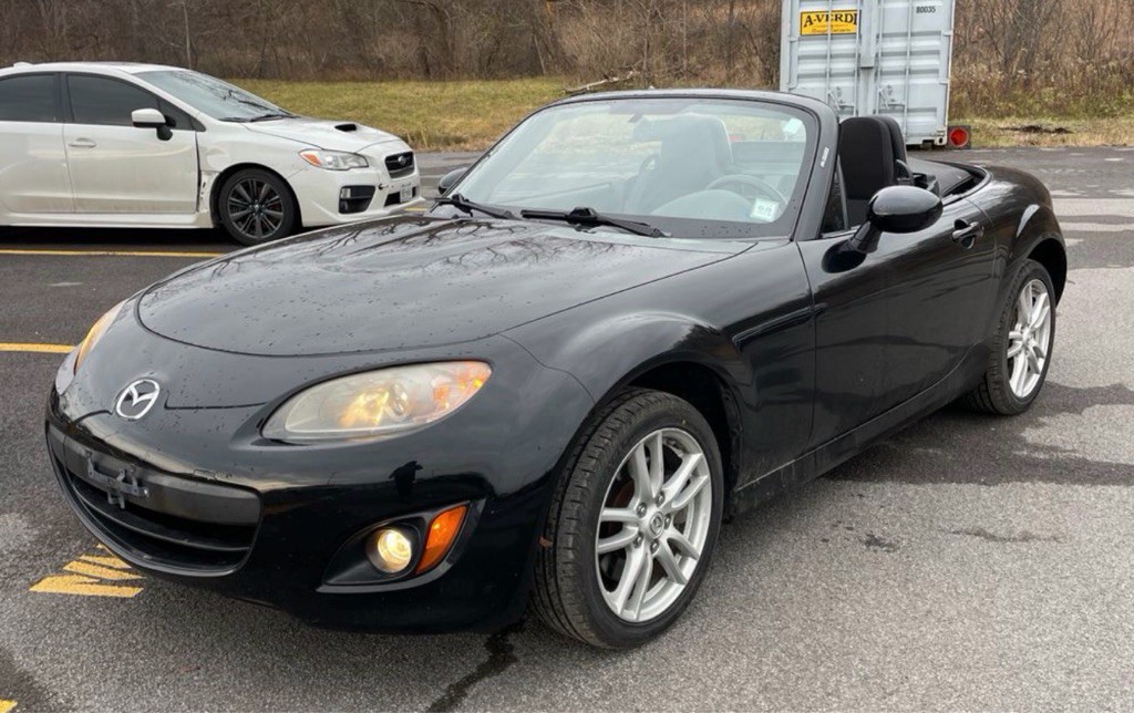 2011 Mazda MX-5 Miata Image 1