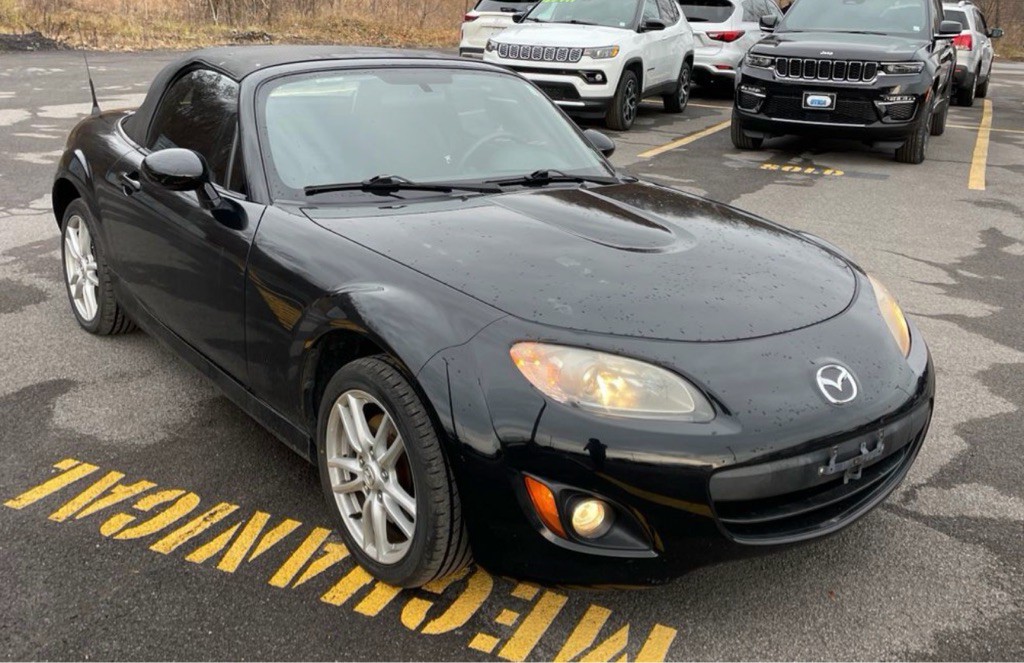 2011 Mazda MX-5 Miata Image 4