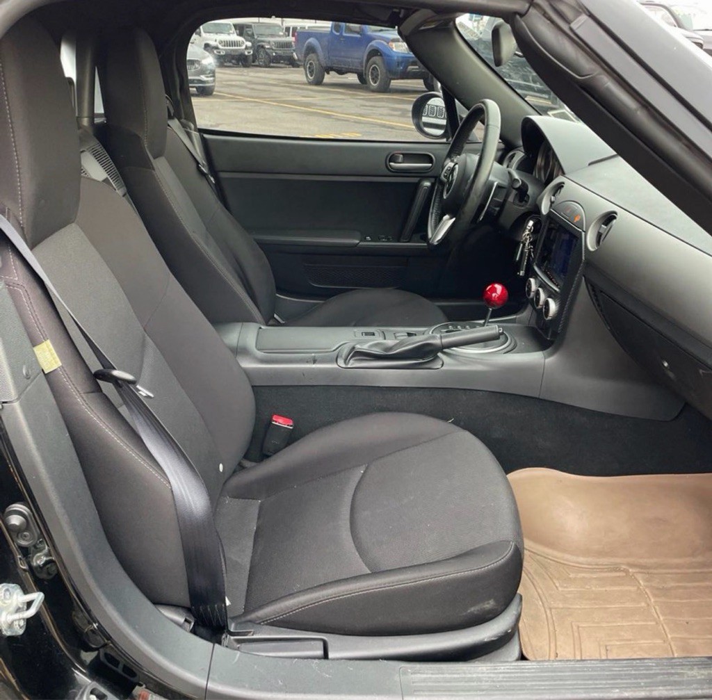 2011 Mazda MX-5 Miata Image 9