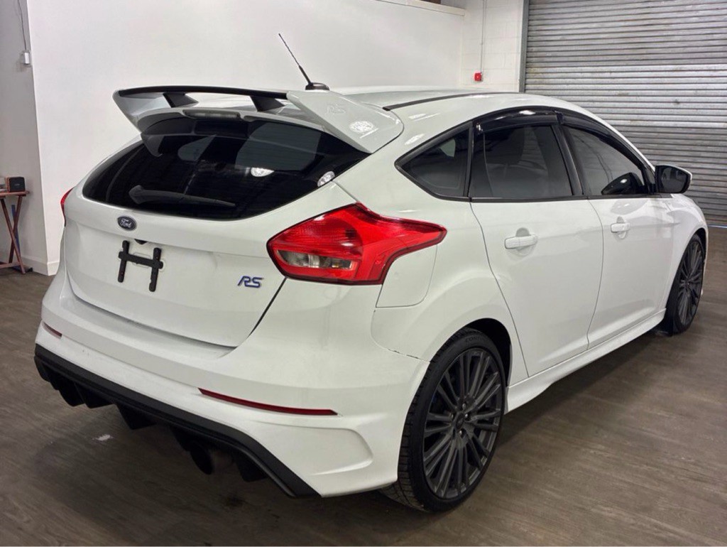 2017 Ford Focus Image 7