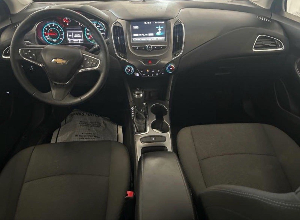 2018 Chevrolet Cruze Image 7