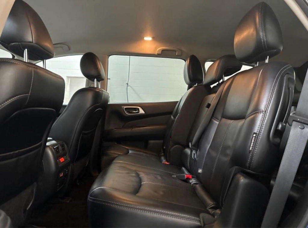 2019 Nissan Pathfinder Image 8