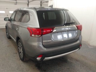 Image for 2018 Mitsubishi Outlander SE ID: 7137645