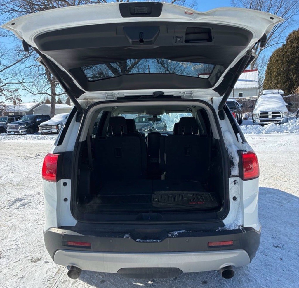 2019 GMC Acadia Image 12