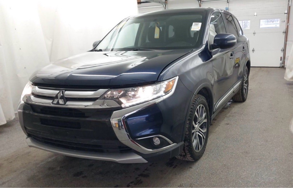 2017 Mitsubishi Outlander Image 1