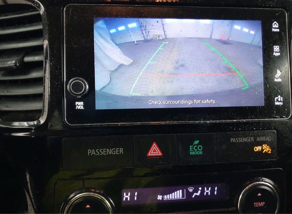 2017 Mitsubishi Outlander Image 10