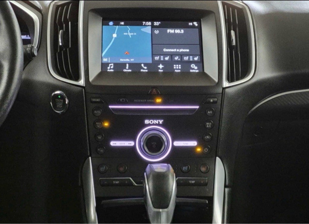 2017 Ford Edge Image 8