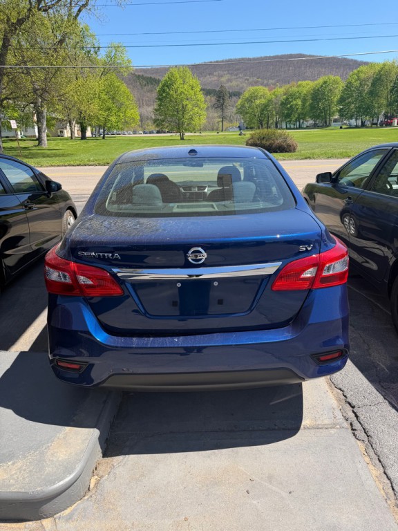 2019 Nissan Sentra Image 4