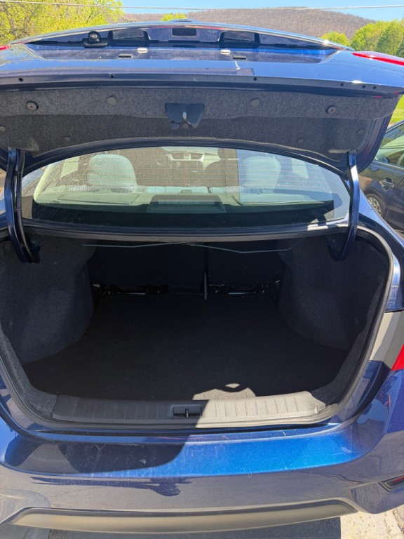 2019 Nissan Sentra Image 7