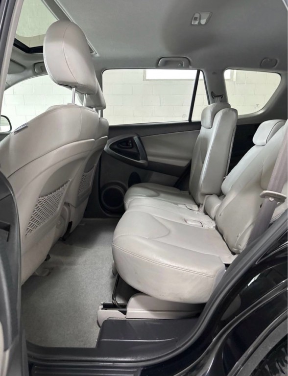 2010 Toyota Rav4 Image 7