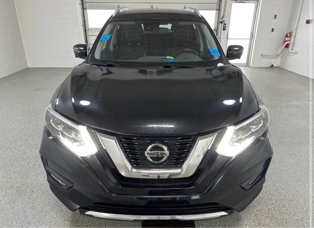 2018 Nissan Rogue Image 3