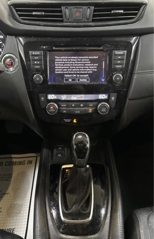 2018 Nissan Rogue Image 8