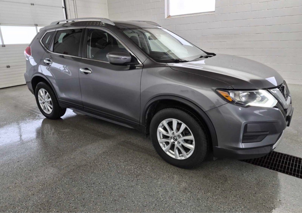 2019 Nissan Rogue Image 2