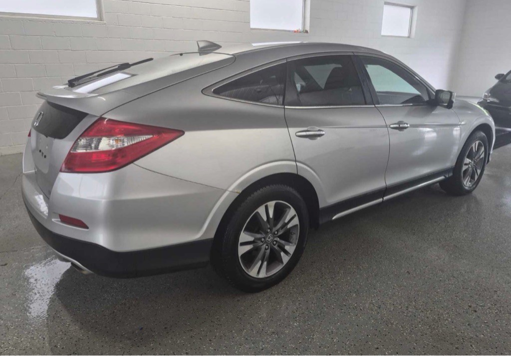 2014 Honda Crosstour Image 4