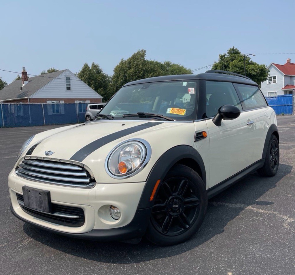 2014 MINI Cooper Image 1