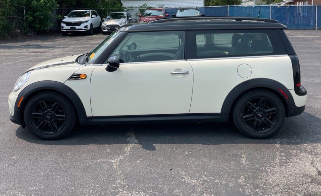 2014 MINI Cooper Image 2