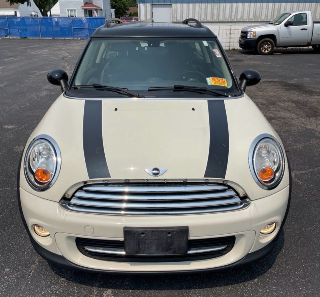 2014 MINI Cooper Image 8