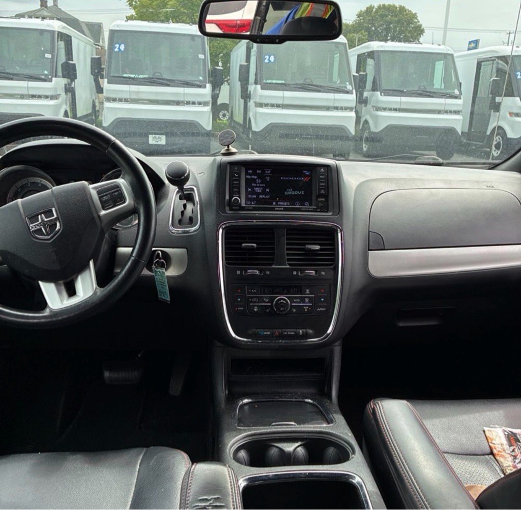 2018 Dodge Grand Caravan Image 12