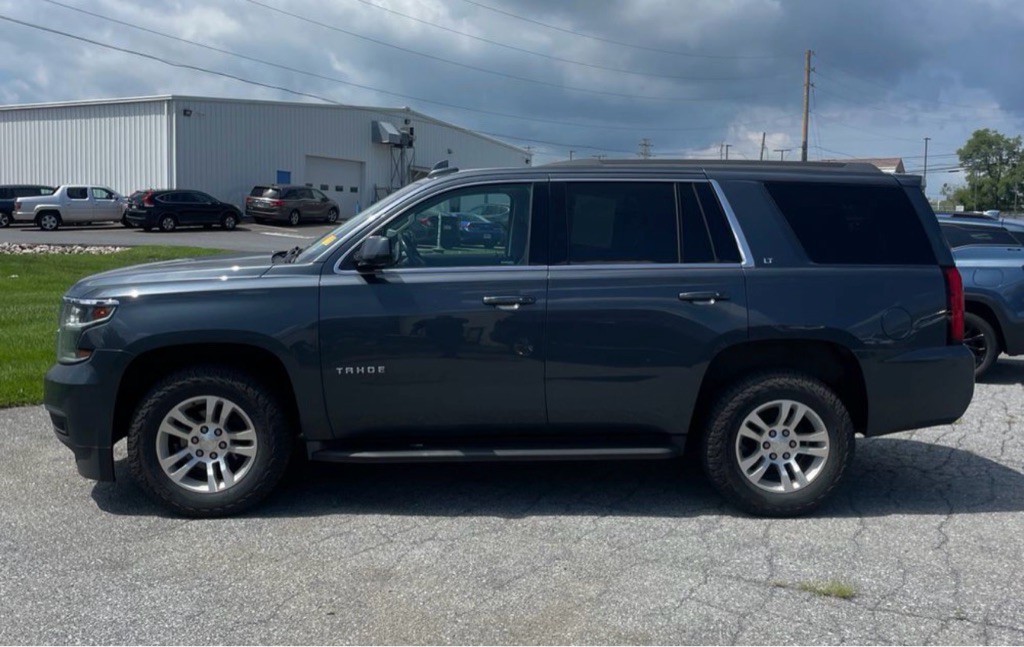 2019 Chevrolet Tahoe Image 2
