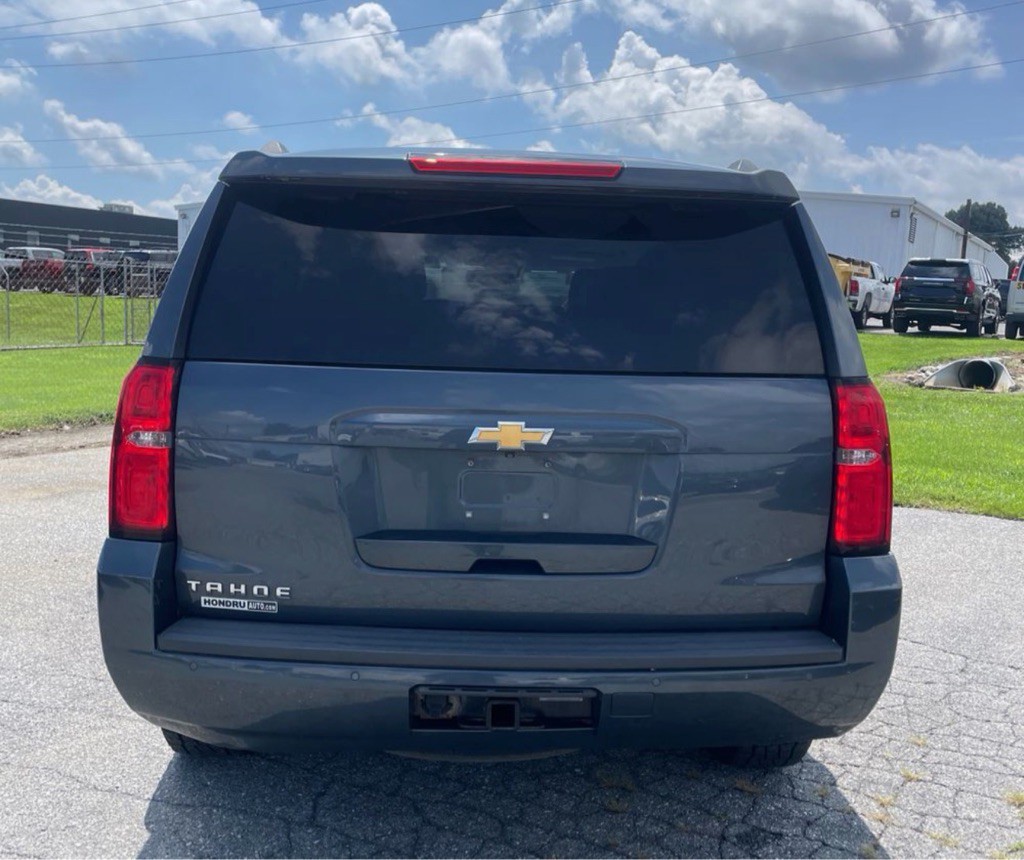 2019 Chevrolet Tahoe Image 3