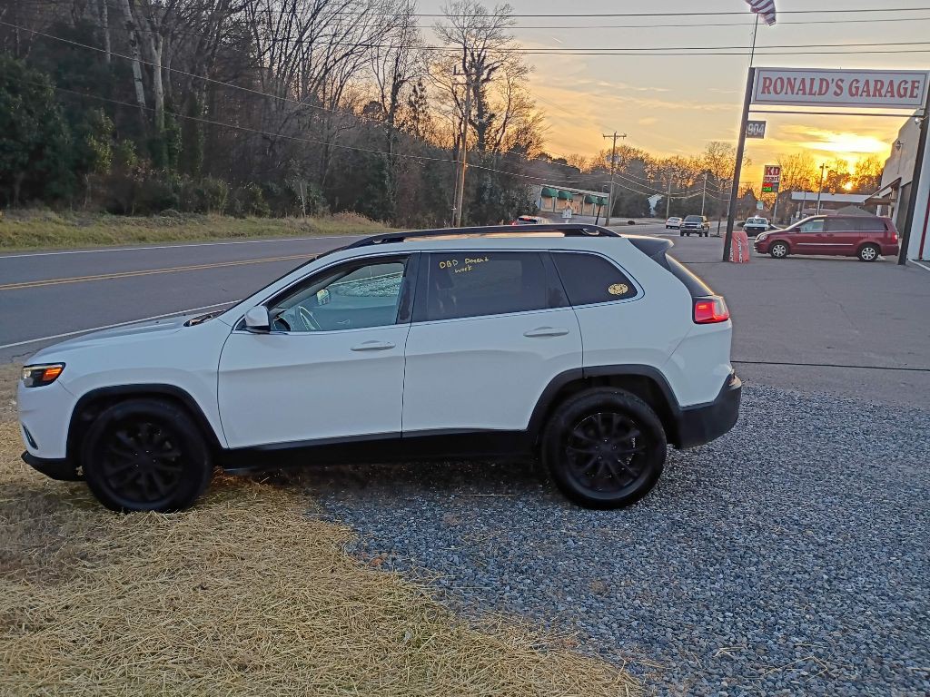 2019 Jeep Cherokee Image 8