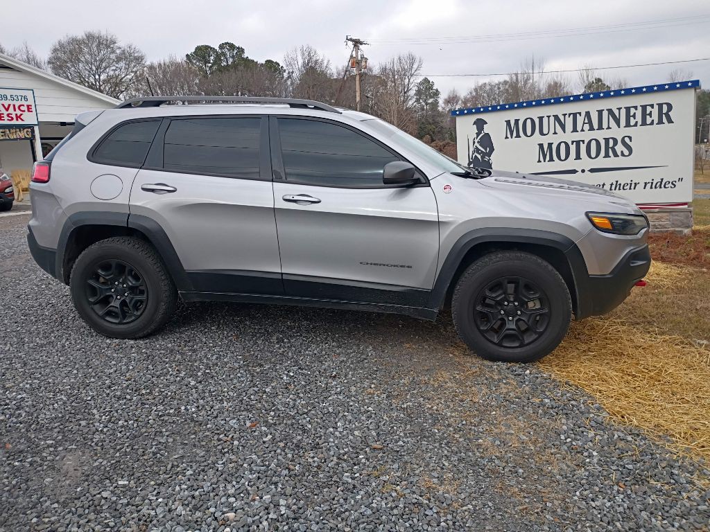 2019 Jeep Cherokee Image 5