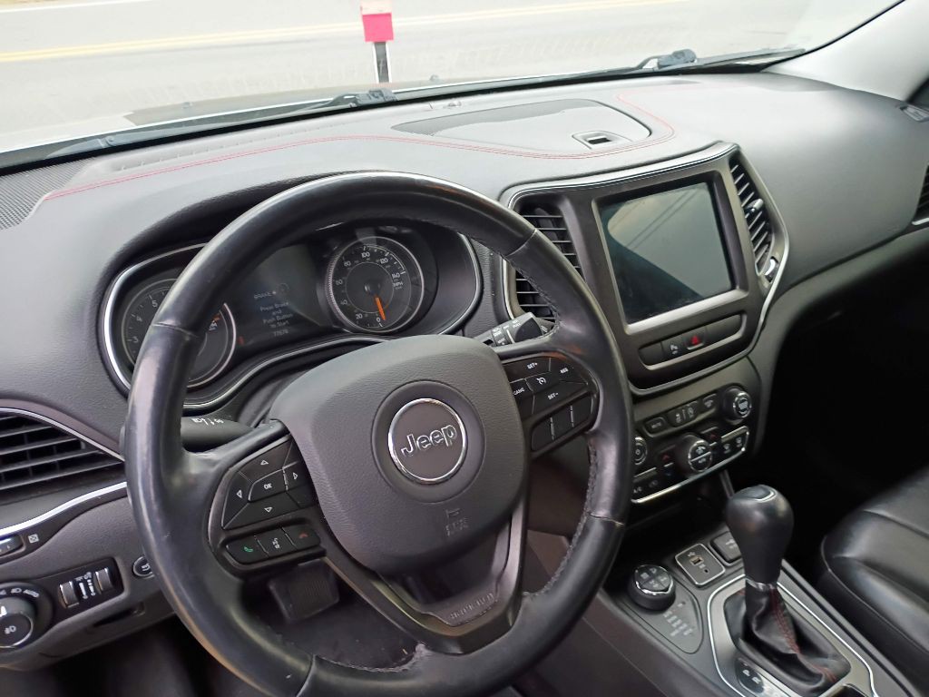 2019 Jeep Cherokee Image 9