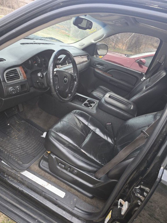 2008 Chevrolet Tahoe Image 1