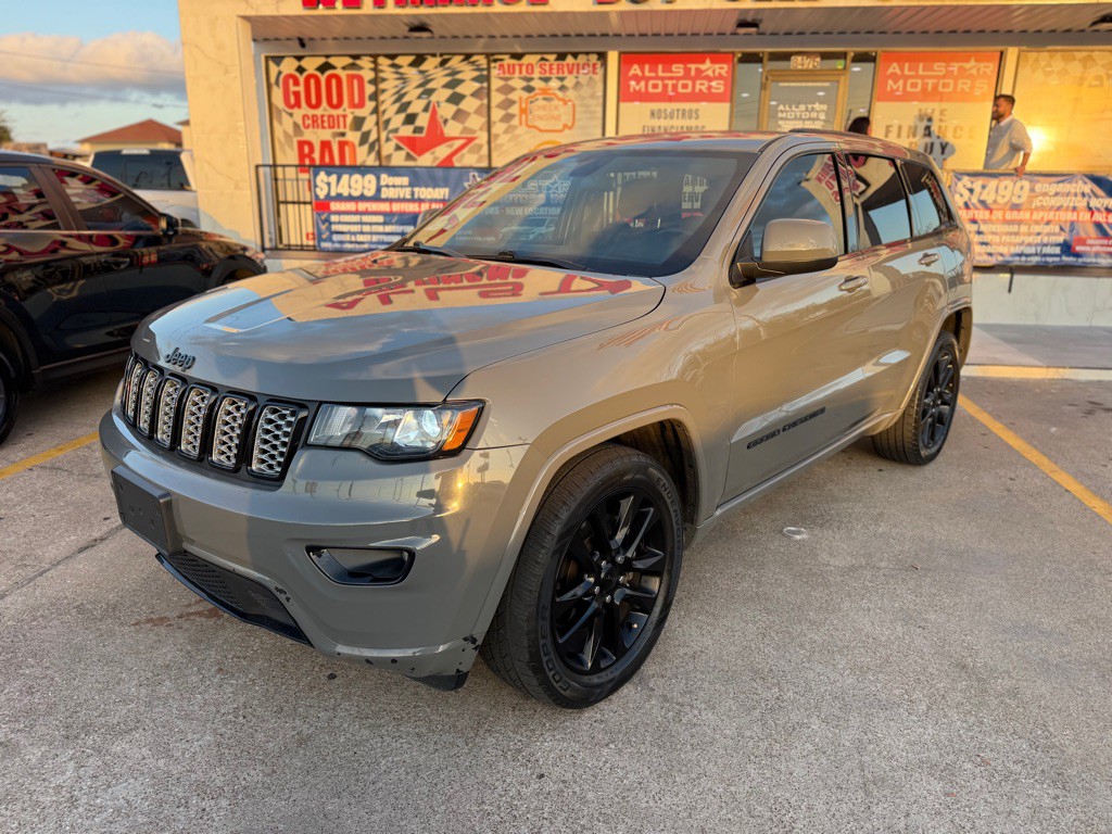 2021 Jeep Grand Cherokee Image 1