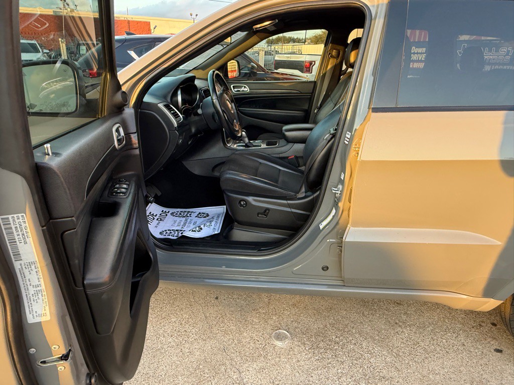 2021 Jeep Grand Cherokee Image 16